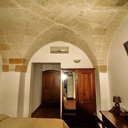 Hotel Masseria La Porticella 3*